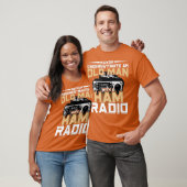 Onderschat nooit een oud Man met een uurradio T-shirt (Unisex)