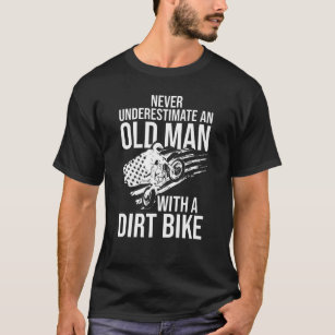 Onderschat nooit een oud Man met een vuile bike T-shirt