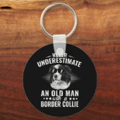 Onderschat nooit een oud Man met grenscollie Sleutelhanger (Voorkant)