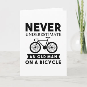 Onderschat nooit een oud man op een fiets kaart