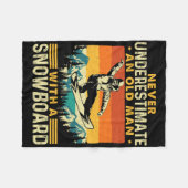 Onderschat nooit een oud Man - snowboardsneeuw Fleece Deken (Voorkant (Horizontaal))