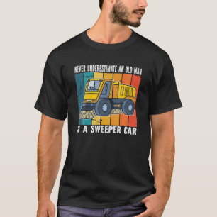 Onderschat nooit een oud Man. Straat T-shirt
