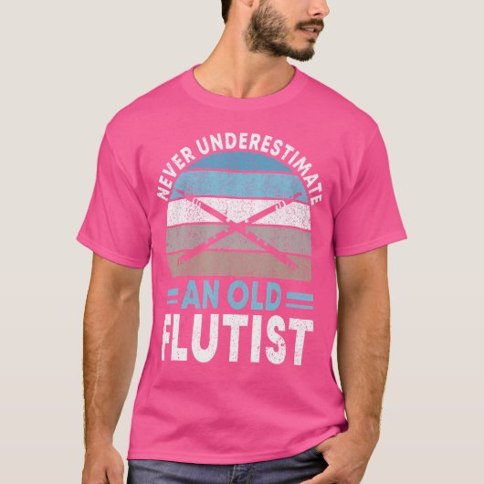 Onderschat nooit een oude fluitspeler t-shirt (Voorkant)