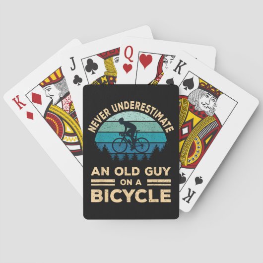 Onderschat nooit een oude kerel die grappig is pokerkaarten (Achterkant)