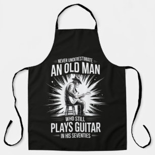 Onderschat nooit een oude man die gitaar speelt schort