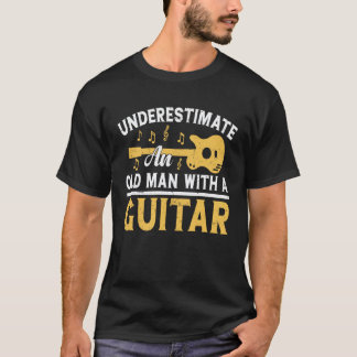 Onderschat nooit een oude man met een akoestische t-shirt