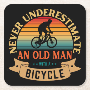 Onderschat nooit een oude man met een fiets kartonnen onderzetters
