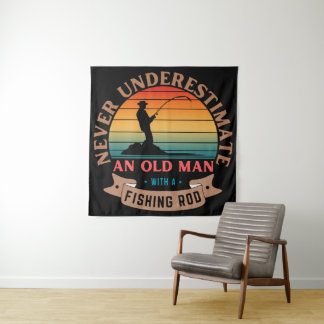 ONDERSCHAT NOOIT EEN OUDE MAN MET EEN HENGEL WANDKLEED