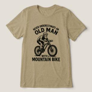 Onderschat nooit een oude man met een mountainbike Tri-Blend shirt