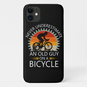 Onderschat nooit een oude man op een fiets Case-Mate iPhone case