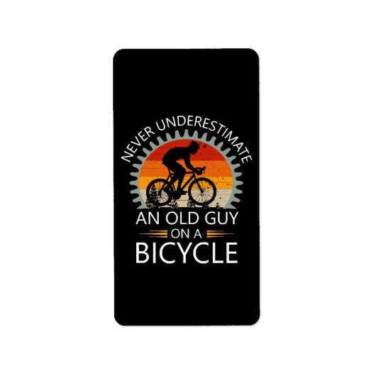 Onderschat nooit een oude man op een fiets etiket (Voorkant)