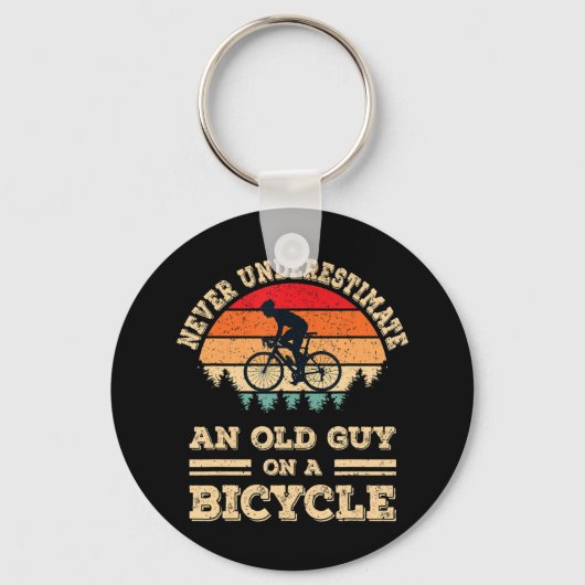 Onderschat nooit een oude man op een fiets. sleutelhanger (Voorkant)