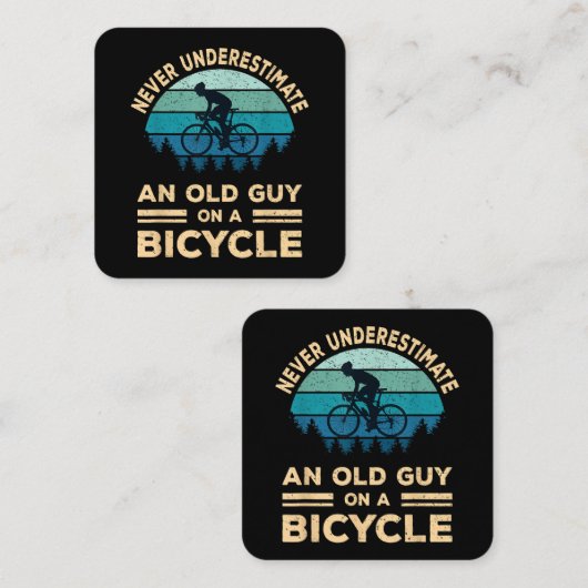 Onderschat nooit een oude man op een fiets. vierkante visitekaartje (Voorkant / Achterkant)