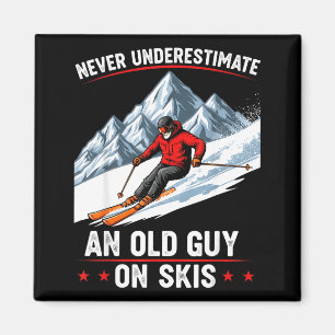 Onderschat Nooit Een Oude Man Op Ski's Grappig Ski Magneet