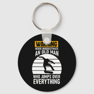 Onderschat Nooit Een Oude Man Skateboard Skatebo Sleutelhanger