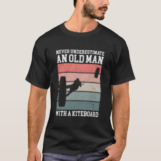 Onderschat nooit een oude met een kiteboard Kitesu T-shirt