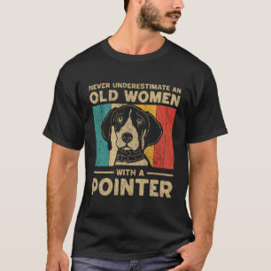 Onderschat nooit een oude vrouw met een korthaire t-shirt