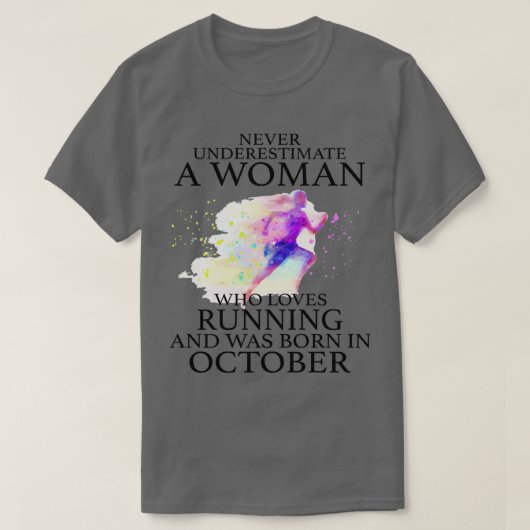 Onderschat nooit een vrouw die van Ren houdt en T-shirt (Design voorkant)
