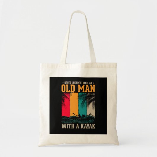 Onderschat nooit oud Man met Kayak Tote Bag (Voorkant)
