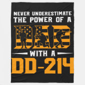 Onderschat nooit Power Dad DD214 Veteran Fleece Deken (Voorkant)