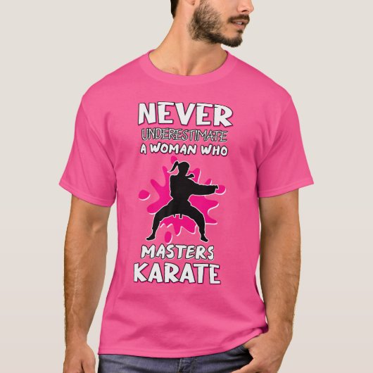 Onderschat vrouwen die de strijd voeren nooit t-shirt (Voorkant)