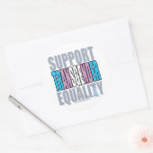 Ondersteuning van gendergelijkheid ronde sticker (Envelop)