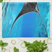 Onderwater spotted ray ontwerp theedoek (Gevouwen)