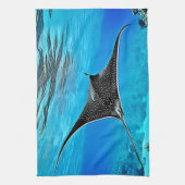 Onderwater spotted ray ontwerp theedoek (Verticaal)
