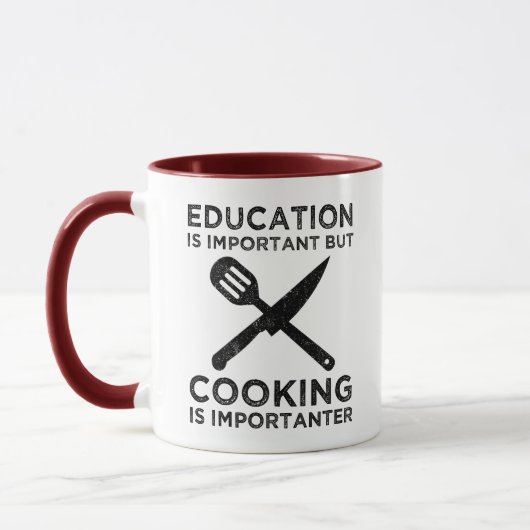 Onderwijs is belangrijk, maar koken is belangrijk mok (Links)