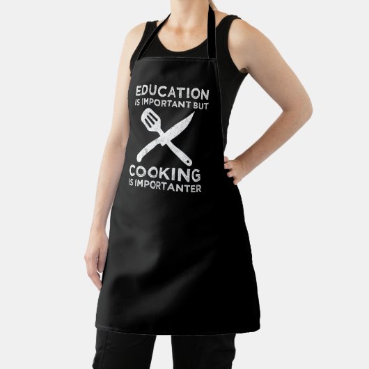 Onderwijs is belangrijk, maar koken is belangrijk schort (Insitu)