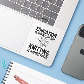 Onderwijs is belangrijk, maar sport is belangrijk sticker (Laptop met iPhone)