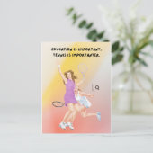 Onderwijs is belangrijk, maar Tennis is is grappig Briefkaart (Staand voorkant)