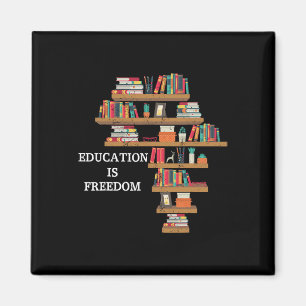 Onderwijs is een zwarte historiek van Freedom Afri Magneet