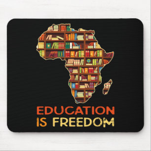 Onderwijs is een zwarte historiek van Freedom Afri Muismat