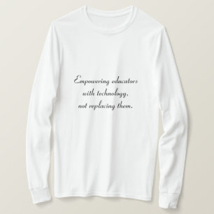 Onderwijzers empoweren met stijl: vrouwen met lang t-shirt