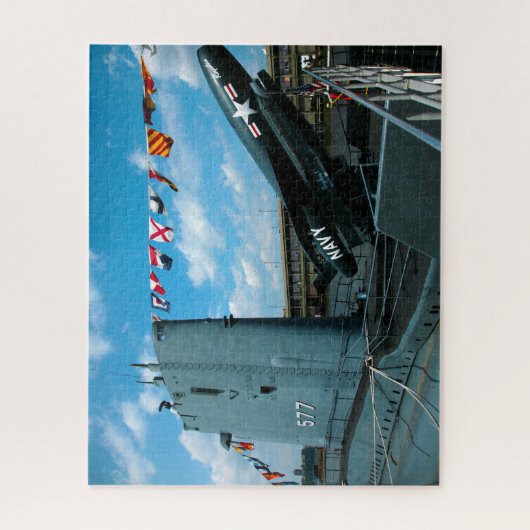 Onderzeeboot Docks New York. Legpuzzel (Verticaal)