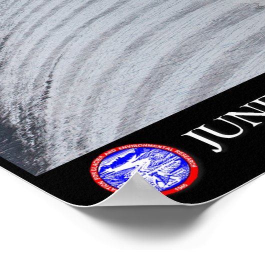 Onderzoek nabij de Gilkey-Tiny - Juneau Icefield Poster (Hoek)