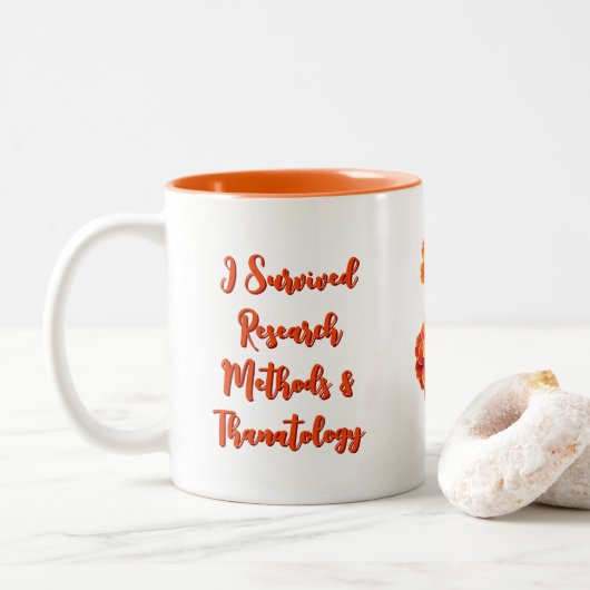Onderzoek Tweekleurige Koffiemok (Met donut)