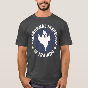 Onderzoeker in training grappige spookjager t-shirt