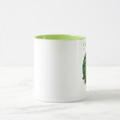 Ondeugende kabouter die een pint smaakt mok (Midden)