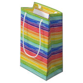 Ondoorzichtige regenboogstrepen klein cadeauzakje (Voorkant Gekanteld)