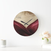 One and only artistic grote klok (Huis)