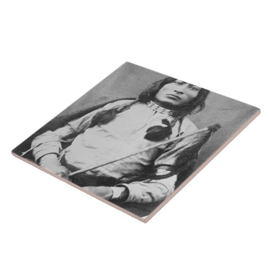 One Bull Warrior, 1882 (foto) Tegeltje (Zijkant)