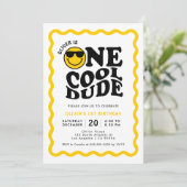 One Cool Dude Yellow Happy Face Boy 1e verjaardag Kaart (Staand voorkant)