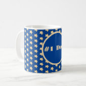 #One Dad Simple Gold Star op blauwe achtergrond Koffiemok (Voorkant links)