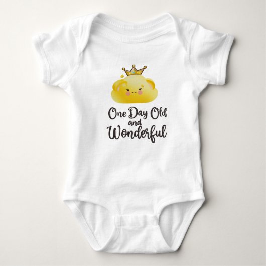 One Day Old & Wonderful! Romper (Voorkant)
