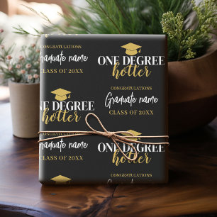 One Degree Hotter - Zwart Goud Afstuderen Script Cadeaupapier