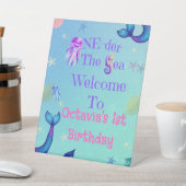 One-der het Zee Eerste Verjaardag Reclamebord Met Voetstuk (Insitu)