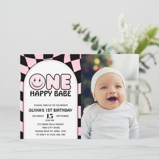 One Happy Babe Groovy Pink Check Foto Verjaardag Kaart (Staand voorkant)