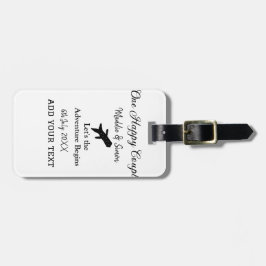 One happy Couple Let's Adventure begint bruiloft c Bagagelabel